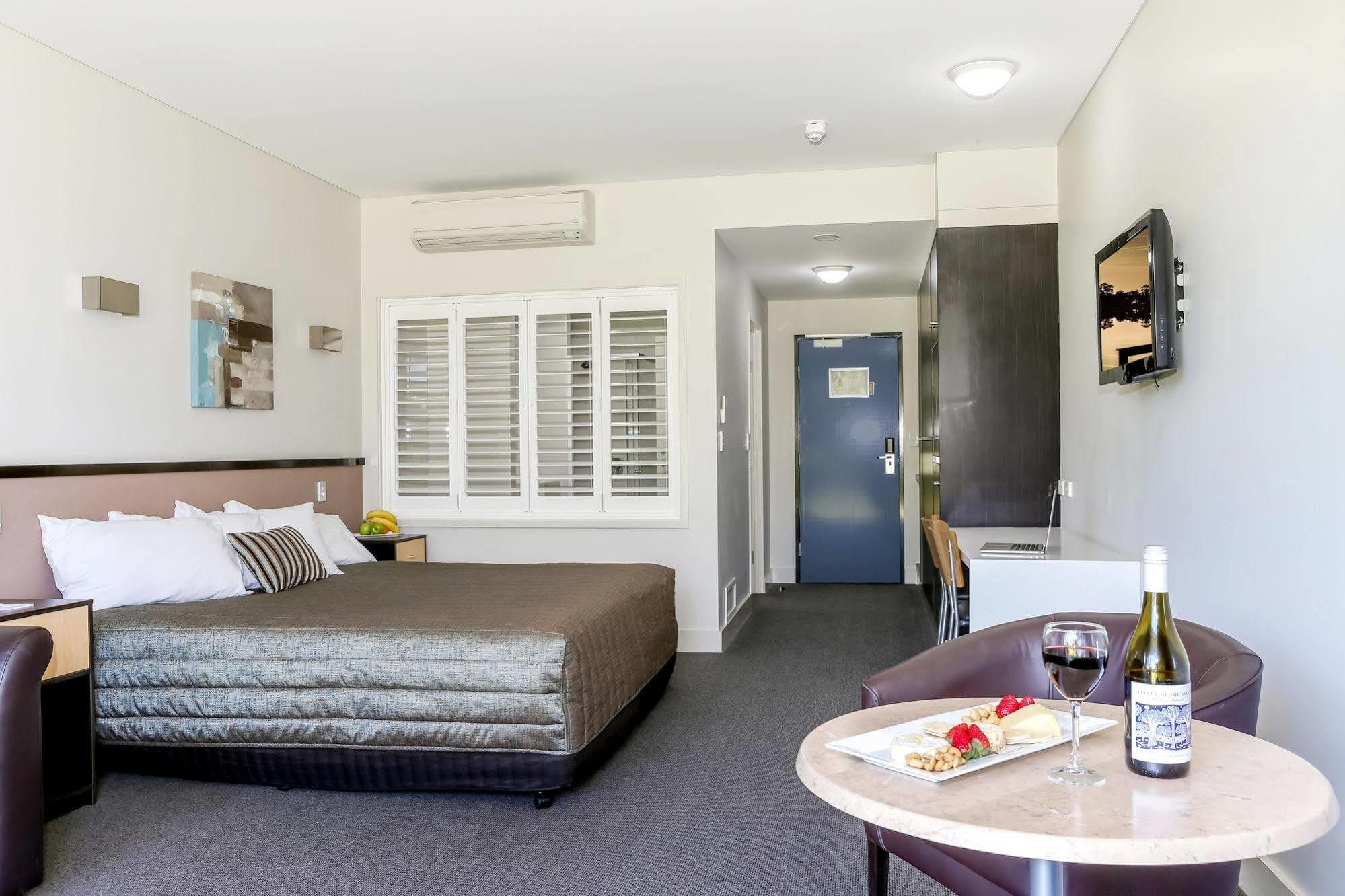 Motel Macquarie 4 Star Warners Bay Exterior foto